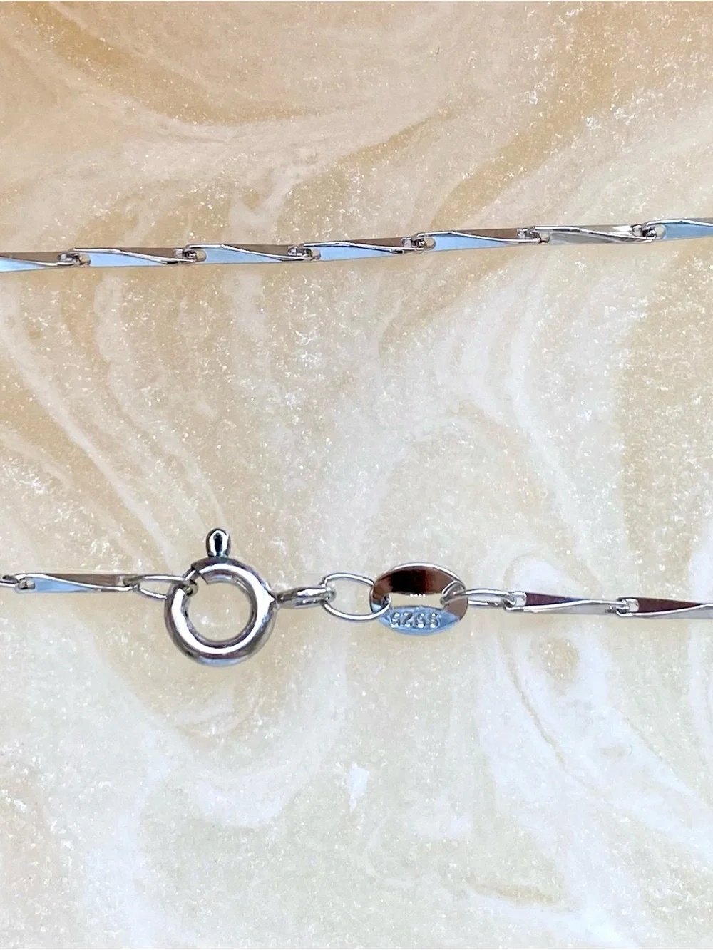 N/A polished silver